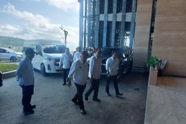 Presiden kumpulkan menteri dan kepala daerah hadir rapat perdana di IKN