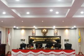 DPRD sampaikan sikap politik kepada Pj Bupati Belitung