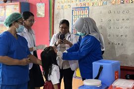 Dinkes sebut realisasi imunisasi polio di Ambon capai 75,8 persen