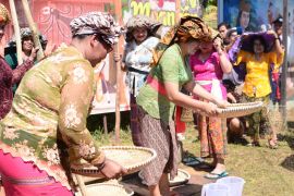Mengenal "Isiru Ngume Wungkur" membuka lahan ladang ala Dayak
