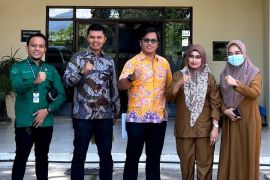 Diskominfotik Sumbar belajar pengelolaan Videotron ke Diskominfotik Gorontalo