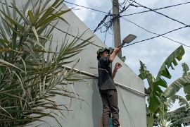 10.000 titik jalan lingkungan di Tangsel dipasangi lampu