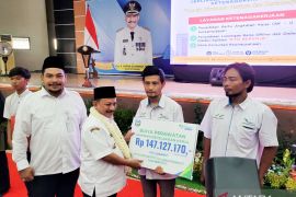 BPJS-TK Situbondo serahkan klaim biaya perawatan dua peserta