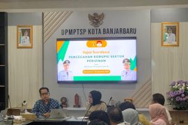 Plt Sekda Banjarbaru pimpin rakor pencegahan korupsi di hari pertama menjabat
