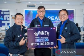 Pelanggan XL Axiata asal Palembang menang "Xtravaganza/FantAXIS" raih hadiah Rp250 juta