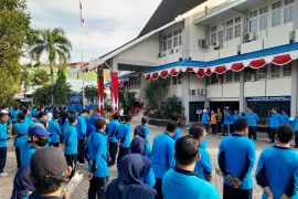 Ibnu Sina Lepas Kontingen PAM Bandarmasih Menuju PORPAMNAS VIII di Makassar