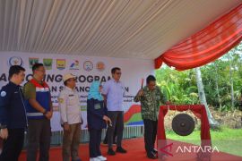 Peluncuran program kelautan dan perikanan di Padang Pariaman Page 1 Small