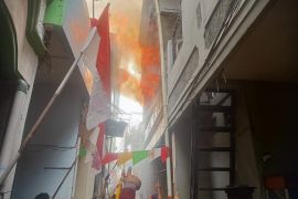 Rumah tiga lantai di Pademangan Jakut hangus terbakar