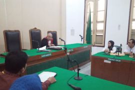 Kuasa hukum cabut permohonan praperadilan eks Bupati Batu Bara, begini respon hakim