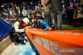 Pelepasan tim Ekspedisi Dayung Jelajah Nusantara