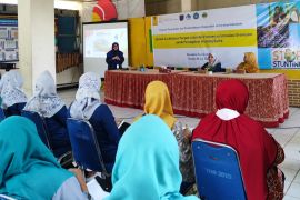 Vokasi UI beri edukasi gizi berbasis pangan lokal dan pemberian stimulasi oromotor