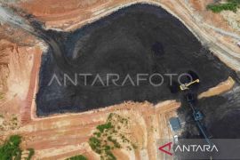 Harga batu bara acuan turun lagi, jadi 98,61 dolar AS per ton