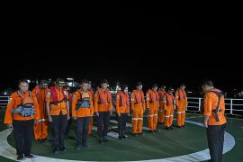 Basarnas Kendari evakuasi 27 penumpang kapal mati mesin di Labengki