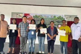 Disperindag Maluku latih pelaku IKM kembangkan produk olahan kenari berbasis satu pulau satu produk