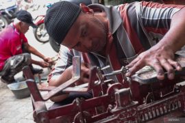 Tera ulang alat timbang di pasar tradisional