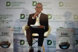 Indonesia, Saudi firm to build floating solar power plant in W Java