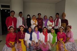 Mahasiswa UI juara pertama pekan seni mahasiswa daerah