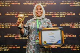 Pemkab Sleman meraih penghargaan UHC dari BPJS Kesehatan