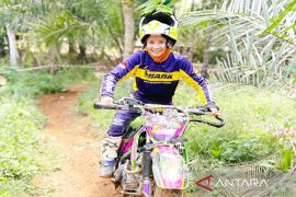 Rider wanita dari Galuh Autosport Borneo ramaikan Uncle Hard Enduro 2024