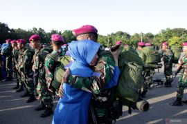 Penyambutan Satuan Tugas Marinir Pulau Terluar