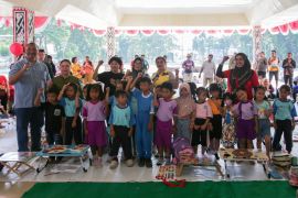 Lomba mewarnai HUT RI, Wali Kota Pematangsiantar lakukan ini