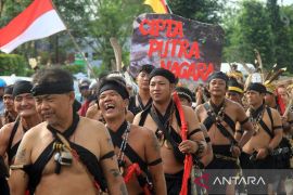 Semarak Karnaval Budaya Khatulistiwa