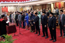 Sah! anggota DPRD Padang Panjang 2024-2029 dilantik dan ucapkan sumpah/janji