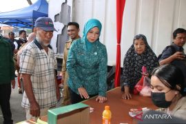 Pemprov Kalbar tekan inflasi dengan operasi pasar