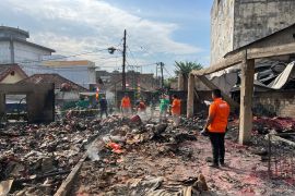 Tim Identifikasi Polda Babel olah TKP kebakaran di Kampung Bintang