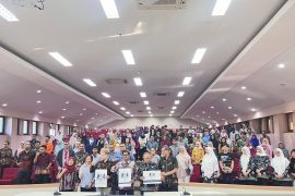 Kedutaan Inggris menawarkan beasiswa S2 kepada pegawai Pemkot Makassar