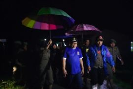 Pj Wako Payakumbuh tinjau langsung lokasi banjir dan longsor