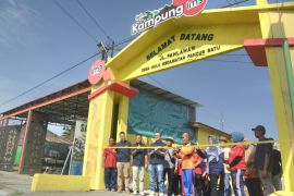 Indosat inisiasi program "Kampung IM3" di sejumlah desa di Sumatera