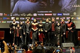 Para pemain "Thaghut" memainkan perannya dengan apik