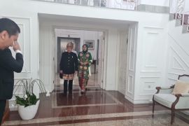 Ma'ruf Amin hadiri Sidang Tahunan MPR 2024 kenakan pakaian adat Palembang