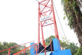 Bangun jembatan gantung, BRI bantu mobilitas dan dorong ekonomi warga desa