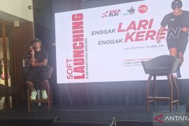 Pegiat Lari Agus Hermawan luncurkan buku "Enggak Lari, Enggak Keren"