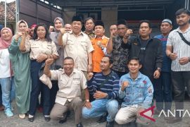 PKS Babel resmi usung Hidayat Arsani dan Hellyana di Pilkada 2024