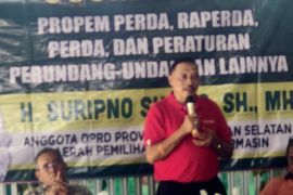Anggota DPRD Kalsel Suripno sosialisasikan UU Lingkungan Hidup