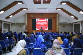 Pemkot Tangerang gandeng OJK latih guru-ASN agar tidak terjerat pinjol