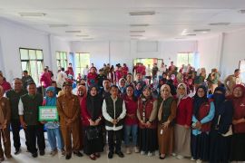 Bupati Gorontalo: Anggota PKH dan TKSK adalah pahlawan kemanusiaan