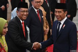 Presiden Joko Widodo lantik Supratman Andi Atgas sebagai Menkumham