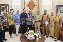 Pemkot Makassar dan BNI jajaki kerja sama kartu identitas multifungsi