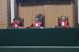 PT-Sulteng terima banding JPU terhadap korupsi mantan Rektor Untad