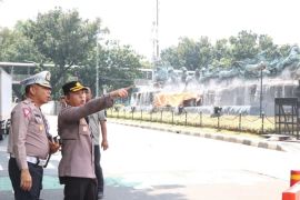 Polisi kerahkan seribu lebih personel untuk mengamankan aksi di MK