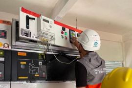 PLN lakukan energize pada pelanggan industri di Kabupaten Mempawah