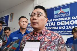 Ridwan Kamil sesumbar mau lawan tiga atau berapa pun hayo