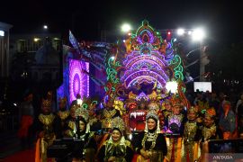 Madiun Night Carnival