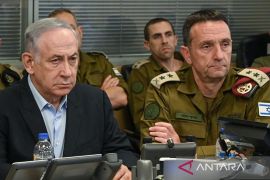 Rumahnya dikepung demonstran, Netanyahu "kabur seperti pengecut"