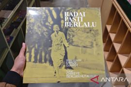 Album "Badai Pasti Berlalu" dirilis ulang dalam bentuk piringan hitam
