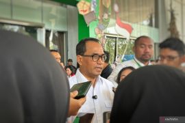 Menhub Budi Karya sebut awal September bandara IKN siap didarati pesawat kepresidenan